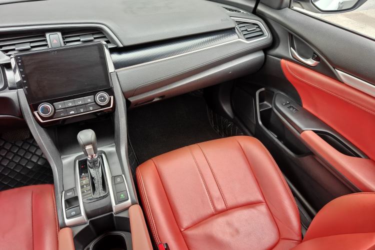 Used Honda Civic 2019 180TURBO CVT Shangyue Edition China V Emission Standard Interior 5