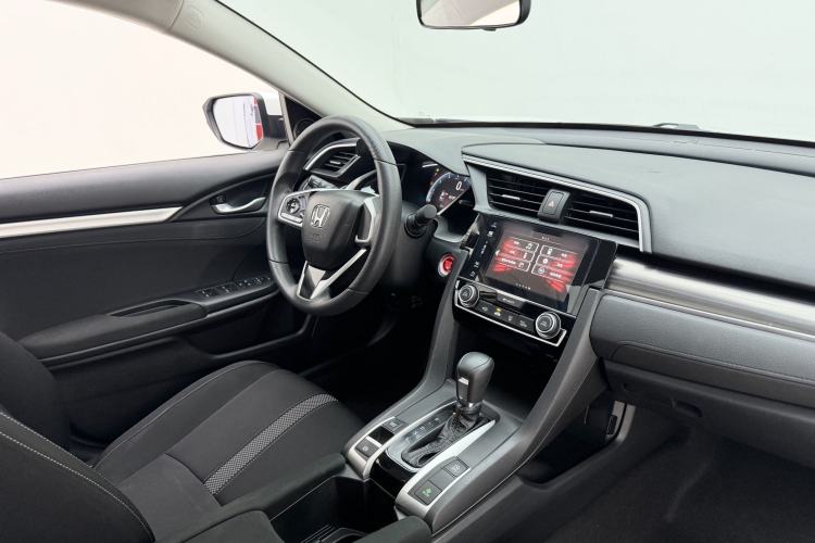 Used Honda Civic 2019 220TURBO CVT Dynamic Edition China VI Interior 6