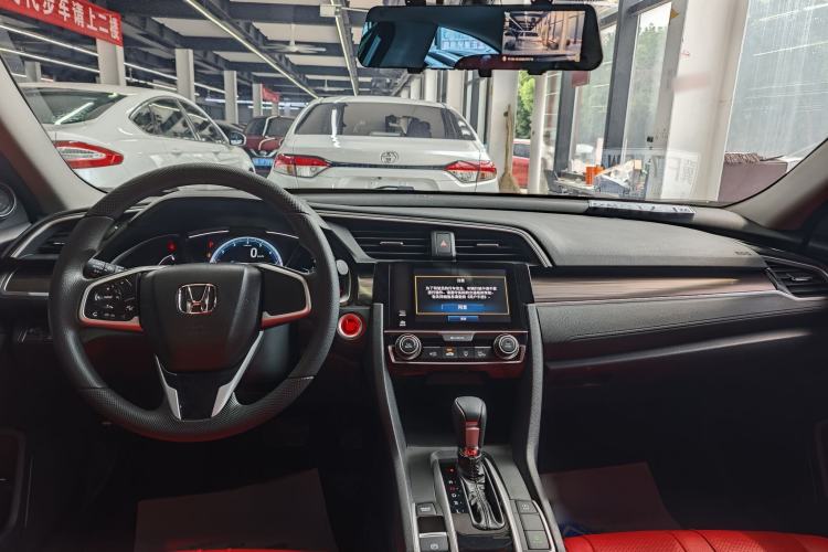 Used Honda Civic 2019 220TURBO CVT Dynamic Edition China VI Interior 6