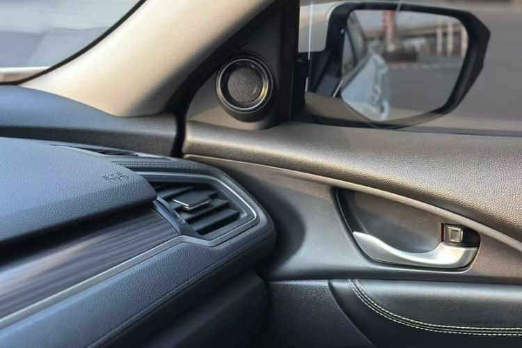 Used Honda Civic 2019 220TURBO CVT Dynamic Edition China VI Interior 6