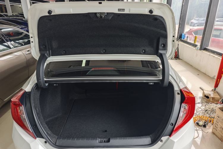 Used Honda Civic 2019 220TURBO CVT Dynamic Edition China VI Interior 8