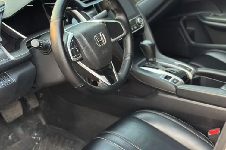Used Honda Civic 2019 220TURBO CVT Dynamic Edition China VI Interior 8
