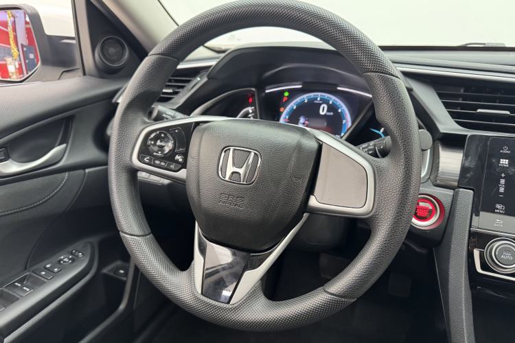 Used Honda Civic 2019 220TURBO CVT Dynamic Edition China VI Interior 9