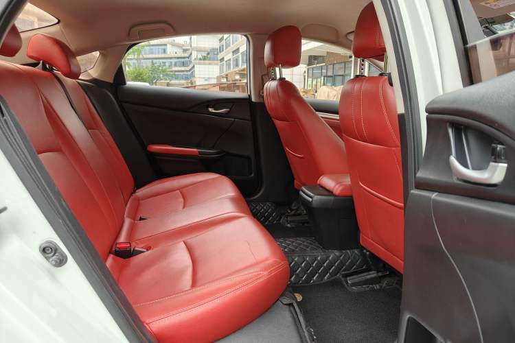 Used Honda Civic 2019 180TURBO CVT Shangyue Edition China V Emission Standard Interior 9