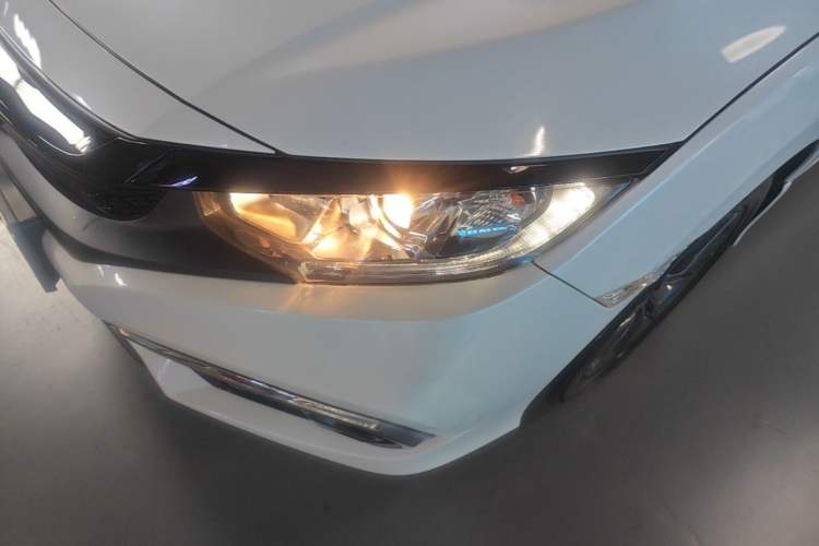 Used Honda Civic 2019 220TURBO CVT Dynamic Edition China VI Left Front Headlight