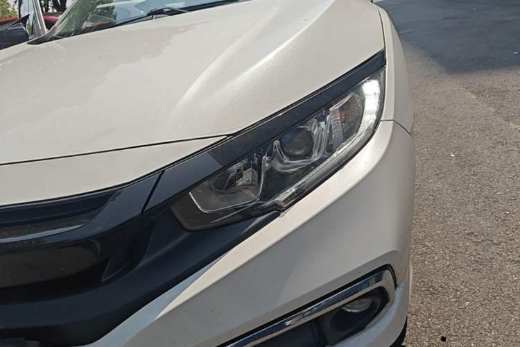 Used Honda Civic 2019 220TURBO CVT Dynamic Edition China VI Left Front Headlight