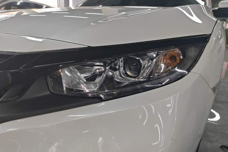 Used Honda Civic 2019 220TURBO CVT Dynamic Edition China VI Left Front Headlight