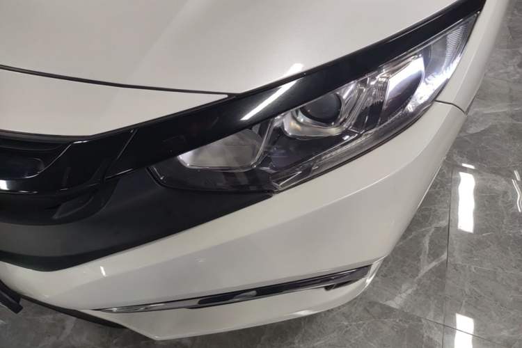 Used Honda Civic 2019 180TURBO CVT Shangyue Edition China V Emission Standard Left Front Headlight