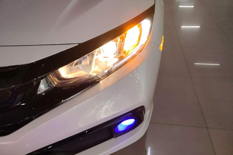 Used Honda Civic 2019 220TURBO CVT Dynamic Edition China VI Emission Standard Left Front Headlight