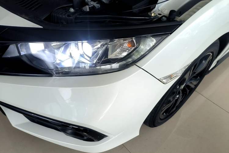 Used Honda Civic 2019 220TURBO CVT Dynamic Edition China VI Emission Standard Left Front Headlight