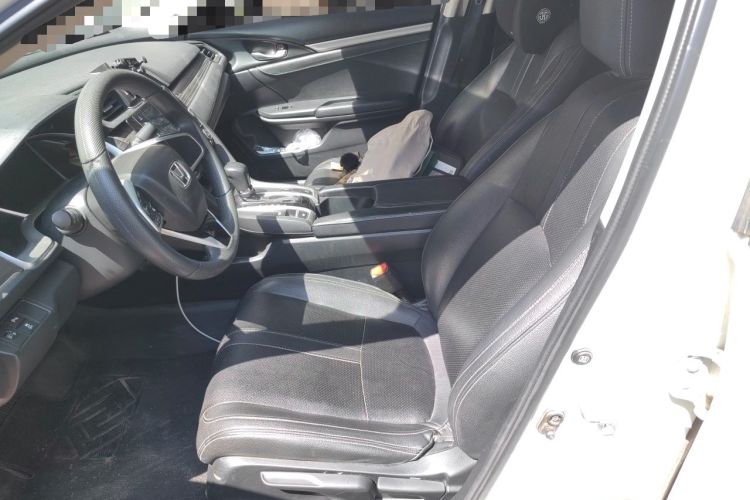 Used Honda Civic 2019 220TURBO CVT Dynamic Edition China VI Left Front Seat