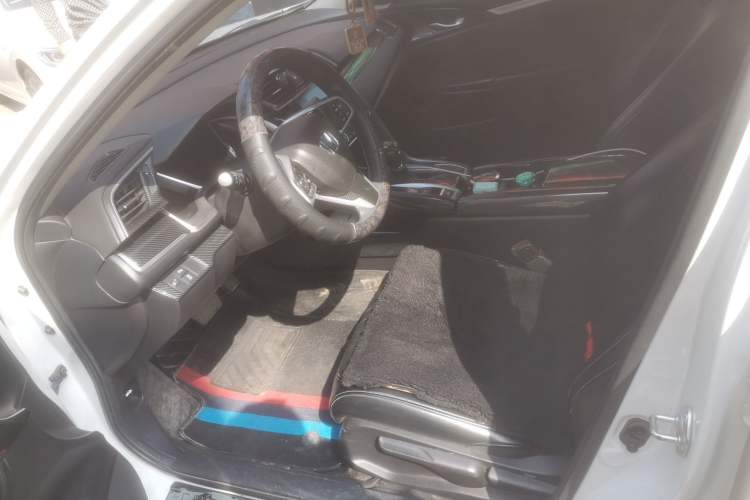 Used Honda Civic 2019 220TURBO CVT Dynamic Edition China VI Left Front Seat