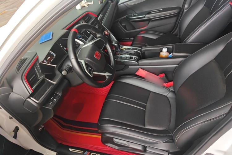 Used Honda Civic 2019 220TURBO CVT Dynamic Edition China VI Left Front Seat