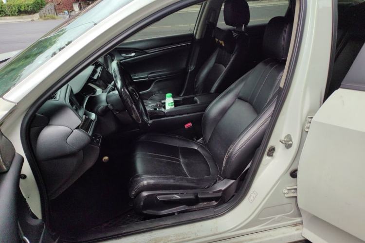 Used Honda Civic 2019 220TURBO CVT Dynamic Edition China VI Left Front Seat