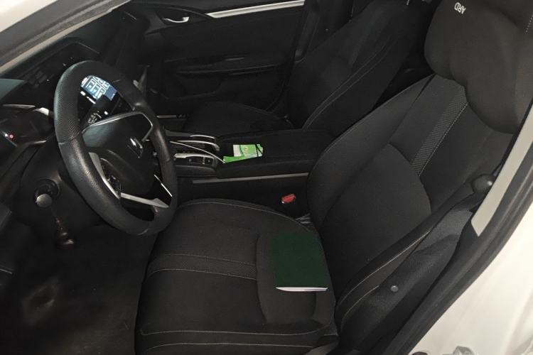 Used Honda Civic 2019 220TURBO CVT Dynamic Edition China VI Left Front Seat