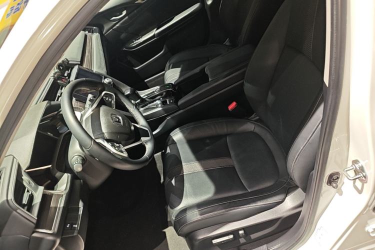 Used Honda Civic 2019 220TURBO CVT Power Edition China VI Emission Standard Left Front Seat