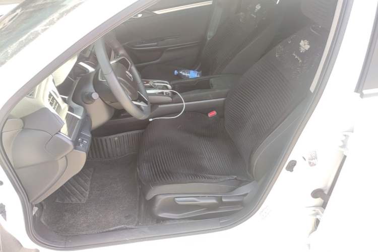 Used Honda Civic 2019 220TURBO CVT Dynamic Edition China VI Left Front Seat