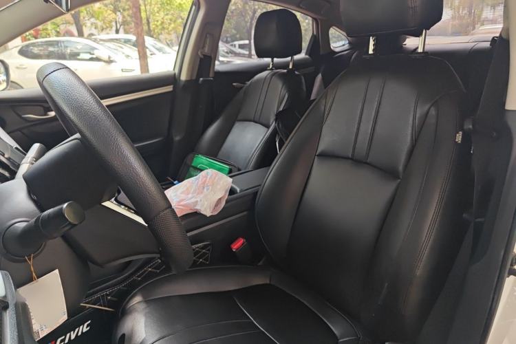 Used Honda Civic 2019 220TURBO CVT Dynamic Edition China VI Emission Standard Left Front Seat