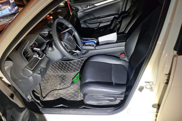Used Honda Civic 2019 220TURBO CVT Dynamic Edition China VI Left Front Seat