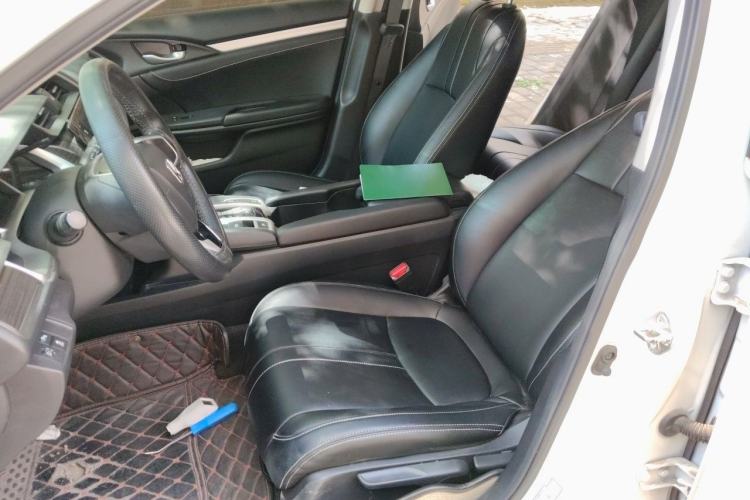 Used Honda Civic 2019 220TURBO CVT Dynamic Edition China VI Left Front Seat