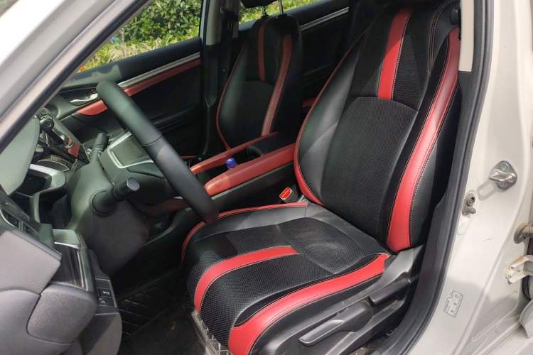 Used Honda Civic 2019 220TURBO CVT Dynamic Edition China VI Left Front Seat