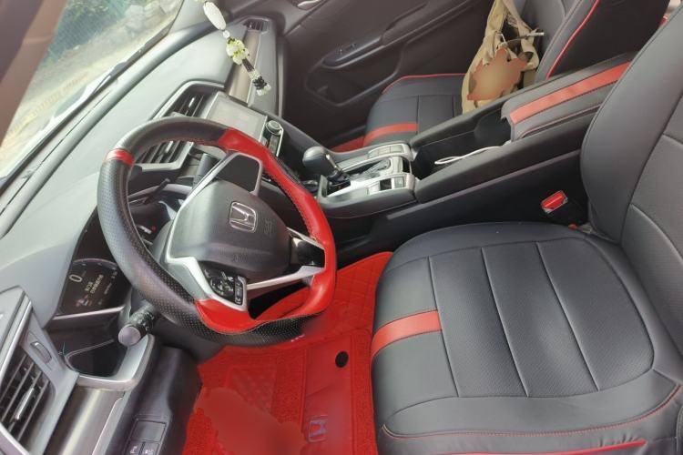Used Honda Civic 2019 220TURBO CVT Dynamic Edition China VI Left Front Seat