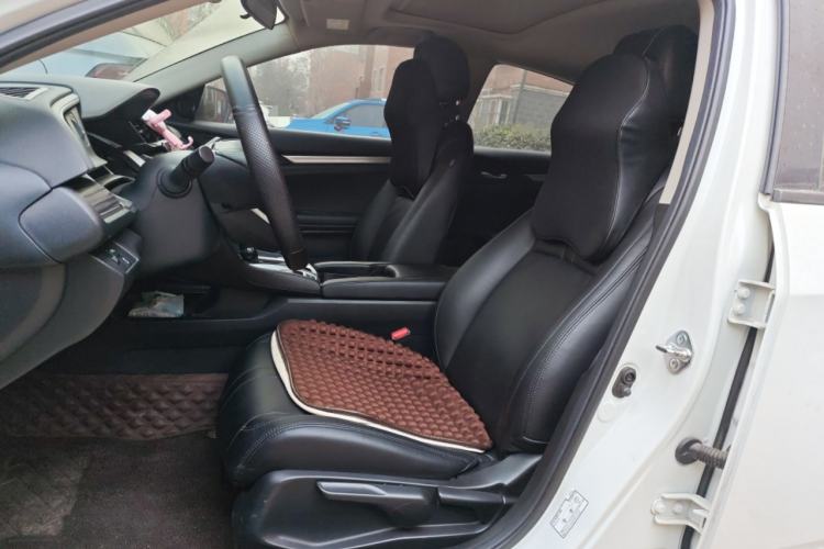 Used Honda Civic 2019 220TURBO CVT Dynamic Edition China VI Emission Standard Left Front Seat