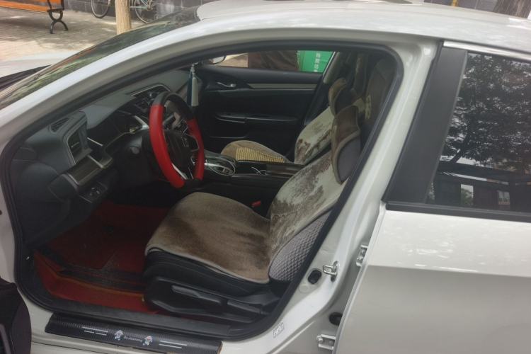 Used Honda Civic 2019 220TURBO CVT Dynamic Edition China VI Left Front Seat