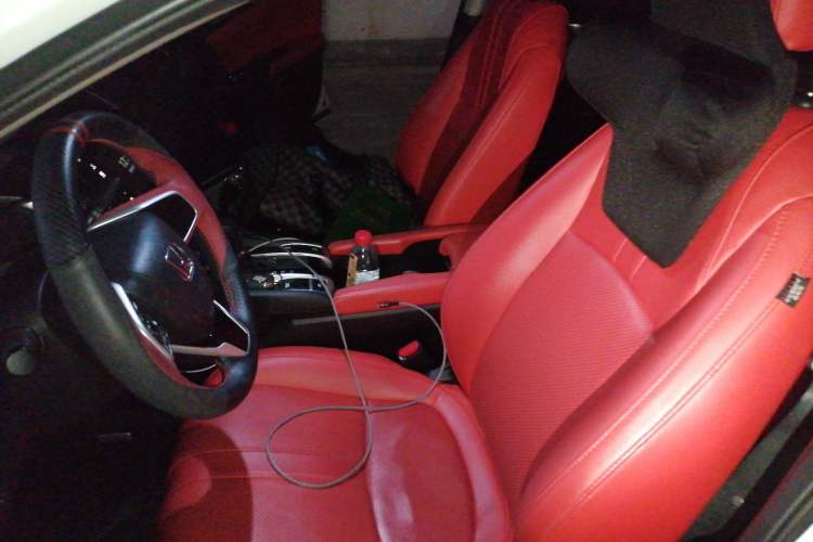 Used Honda Civic 2019 220TURBO CVT Dynamic Edition China V Left Front Seat