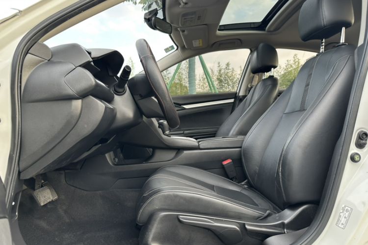Used Honda Civic 2019 180TURBO CVT Shangqing Edition China VI Left Front Seat