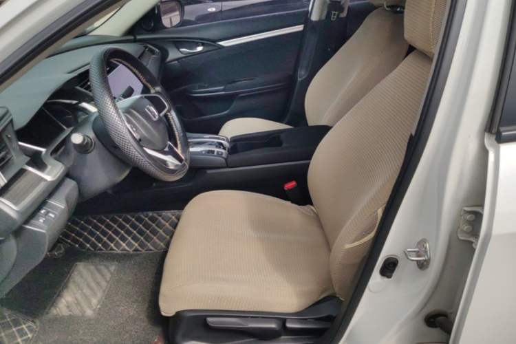 Used Honda Civic 2019 220TURBO CVT Dynamic Edition China V Emission Standard Left Front Seat