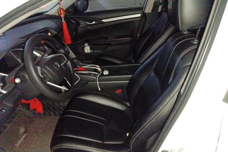 Used Honda Civic 2019 220TURBO CVT Dynamic Edition China V Left Front Seat