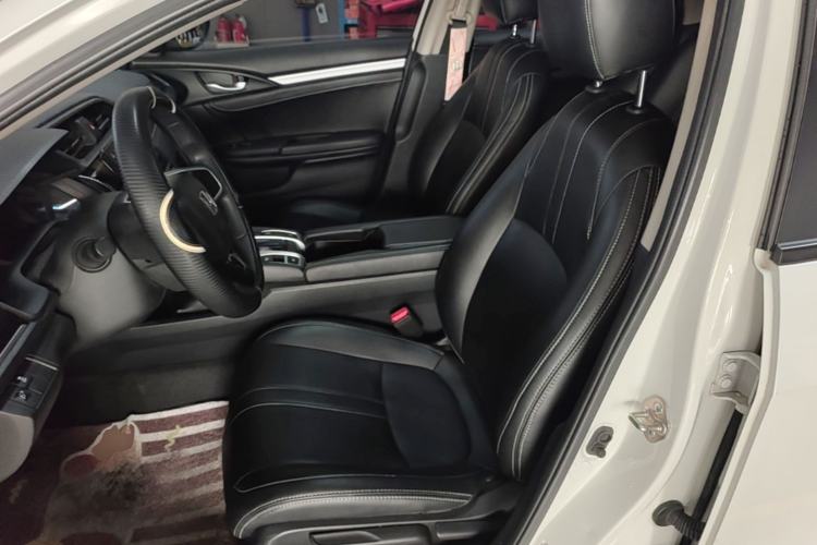 Used Honda Civic 2019 180TURBO CVT Shangdong Edition China VI Left Front Seat