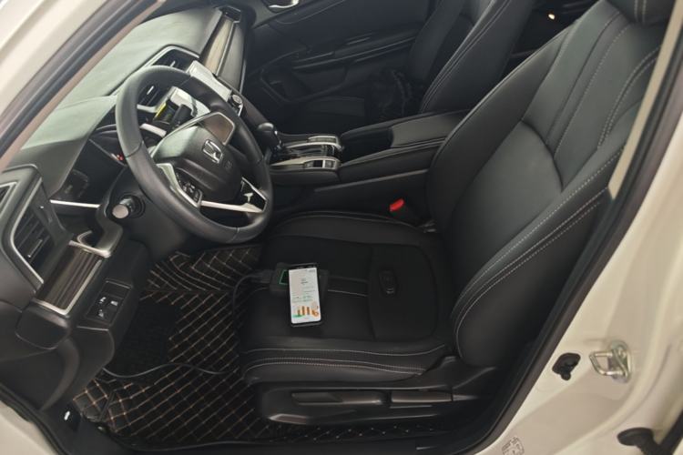 Used Honda Civic 2019 220TURBO CVT Dynamic Edition China VI Left Front Seat