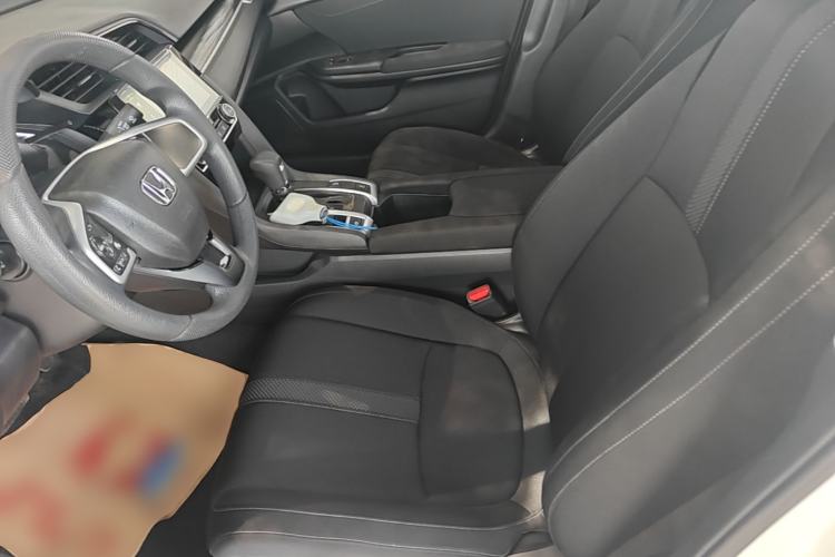 Used Honda Civic 2019 180TURBO CVT Shangdong Edition China VI Left Front Seat