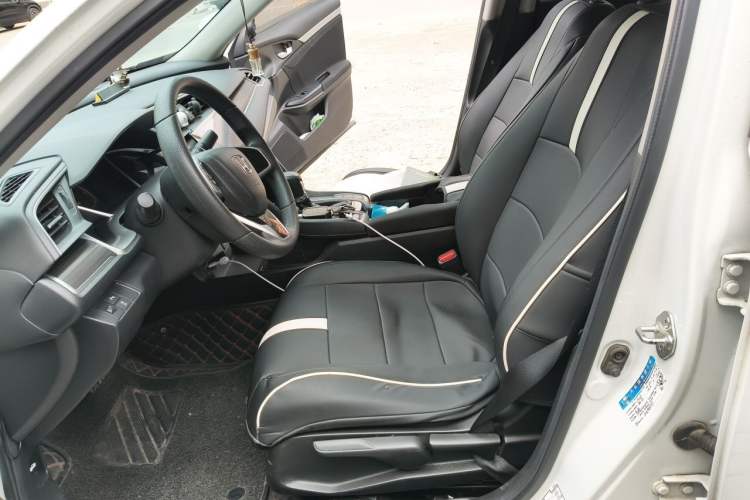 Used Honda Civic 2019 220TURBO CVT Dynamic Edition China VI Emission Standard Left Front Seat