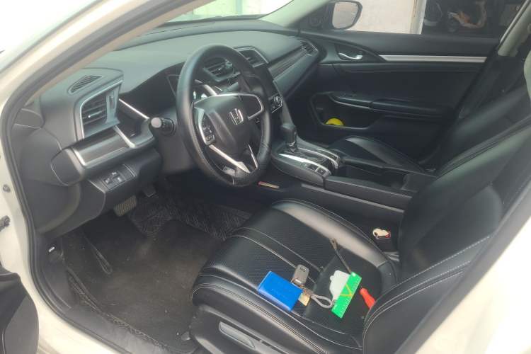 Used Honda Civic 2019 220TURBO CVT Dynamic Edition China VI Left Front Seat