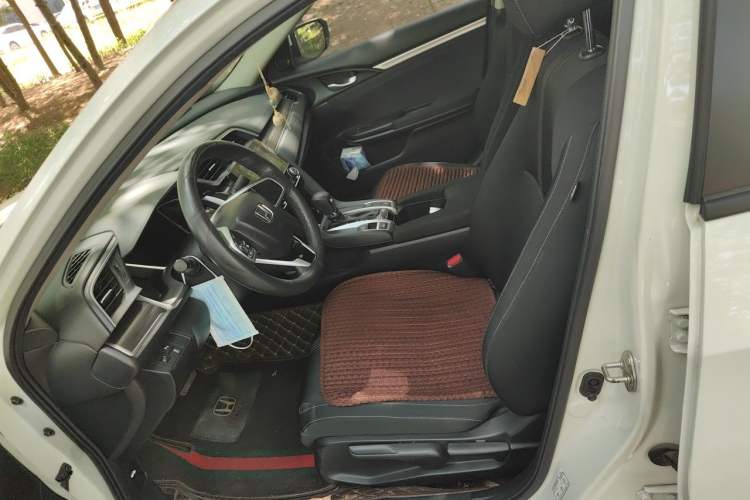 Used Honda Civic 2019 220TURBO CVT Dynamic Edition China VI Left Front Seat
