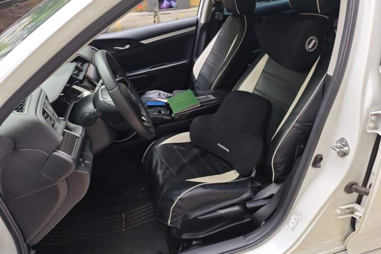 Used Honda Civic 2019 220TURBO CVT Dynamic Edition China VI Emission Standard Left Front Seat