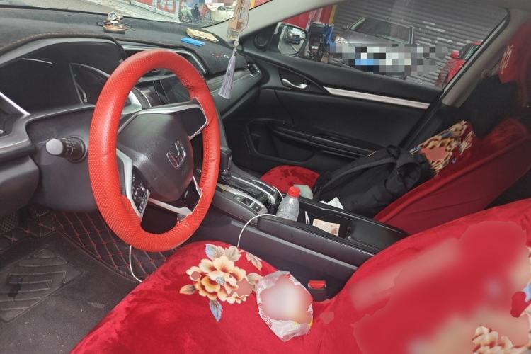 Used Honda Civic 2019 220TURBO CVT Dynamic Edition China VI Left Front Seat