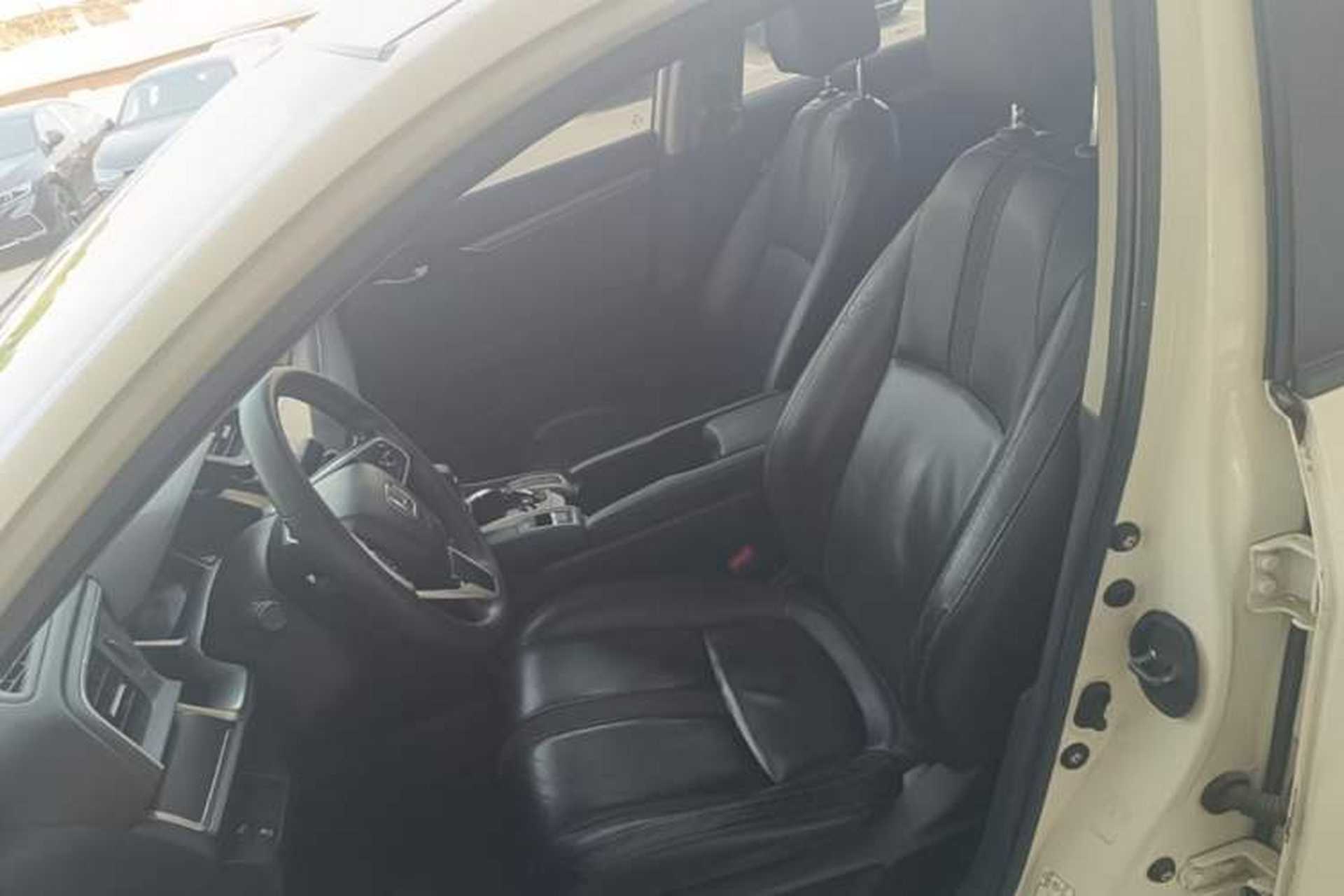 Used Honda Civic 2019 220TURBO CVT Power Edition China VI Emission Standard Left Front Seat