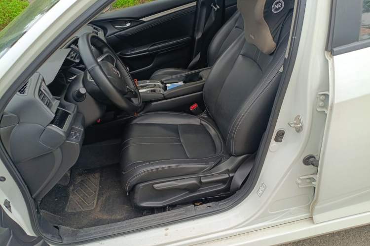 Used Honda Civic 2019 180TURBO CVT Shangyue Edition China V Emission Standard Left Front Seat
