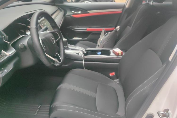 Used Honda Civic 2019 220TURBO CVT Dynamic Edition China VI Left Front Seat