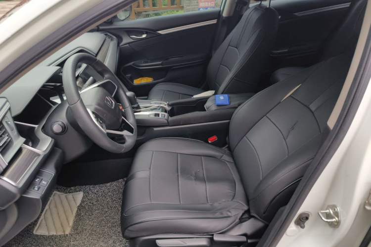 Used Honda Civic 2019 220TURBO CVT Dynamic Edition China VI Left Front Seat
