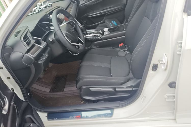 Used Honda Civic 2019 220TURBO CVT Dynamic Edition China VI Left Front Seat