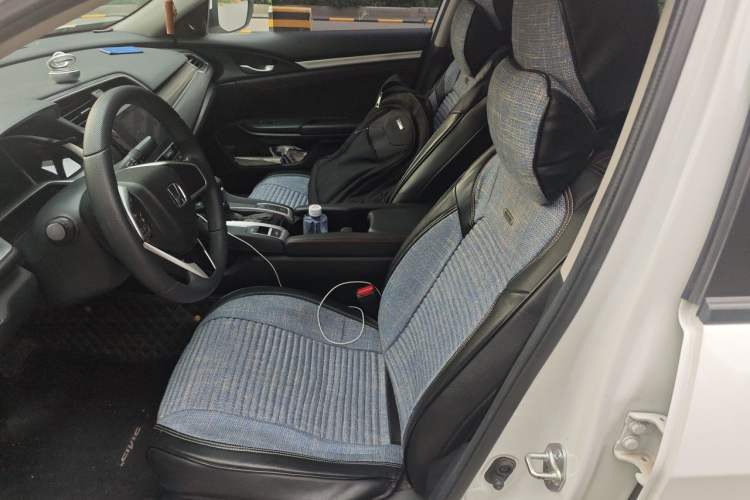 Used Honda Civic 2019 220TURBO CVT Dynamic Edition China VI Left Front Seat