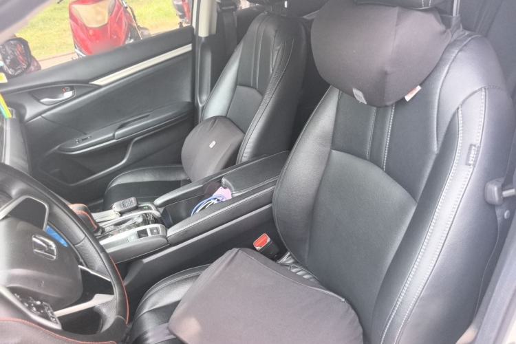 Used Honda Civic 2019 220TURBO CVT Dynamic Edition China VI Left Front Seat