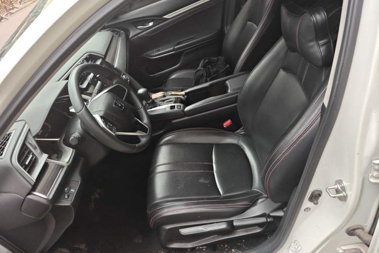 Used Honda Civic 2019 220TURBO CVT Dynamic Edition China VI Emission Standard Left Front Seat