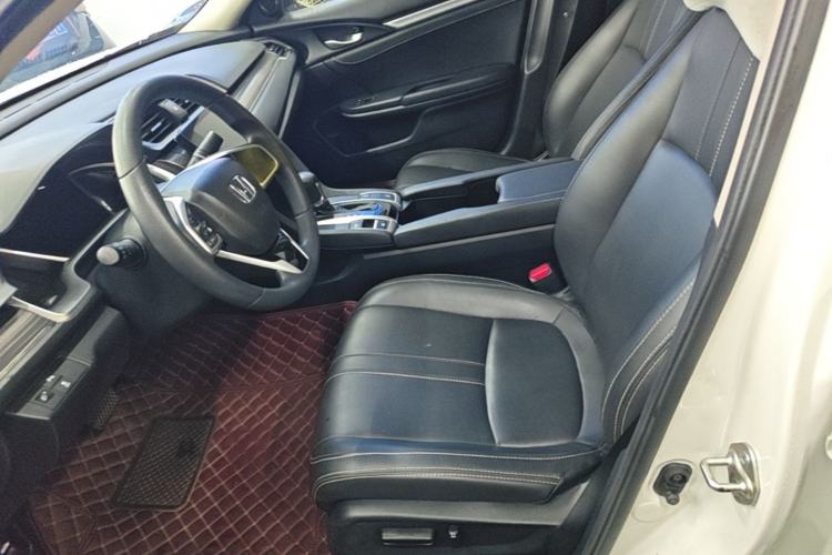 Used Honda Civic 2019 220TURBO CVT Dynamic Edition China VI Left Front Seat