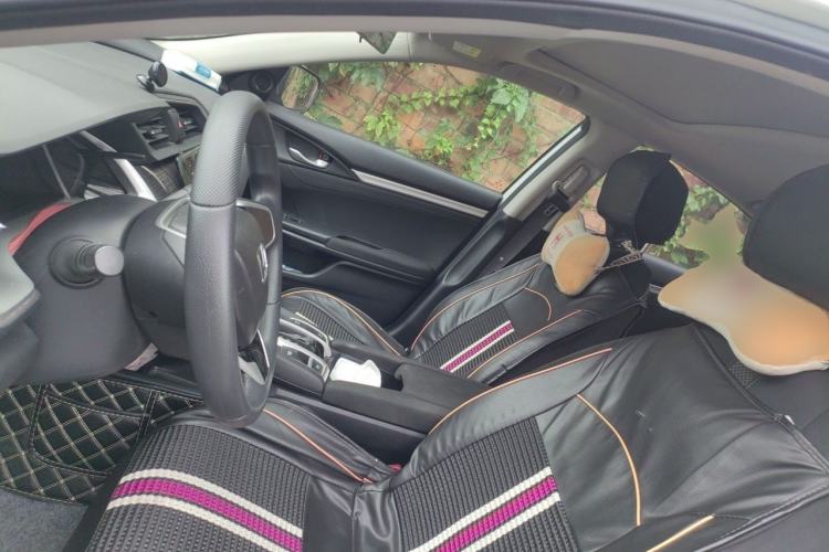 Used Honda Civic 2019 220TURBO CVT Dynamic Edition China VI Emission Standard Left Front Seat